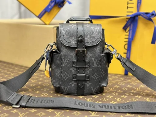 11 Louis Vuitton Original Backpack Large Authentic Monogram Canvas