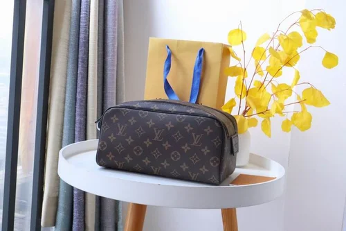 11 Louis Vuitton Original Women's Handbag Authentic Monogram Canvas