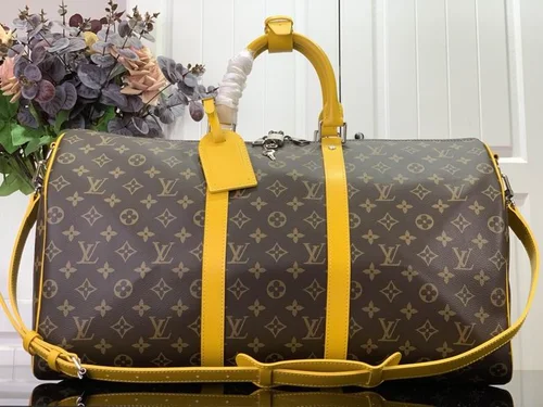 11 Louis Vuitton Original Large Travel Bag Authentic Monogram Canvas