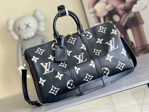 11 Louis Vuitton Original Large Travel Bag Authentic Monogram Canvas