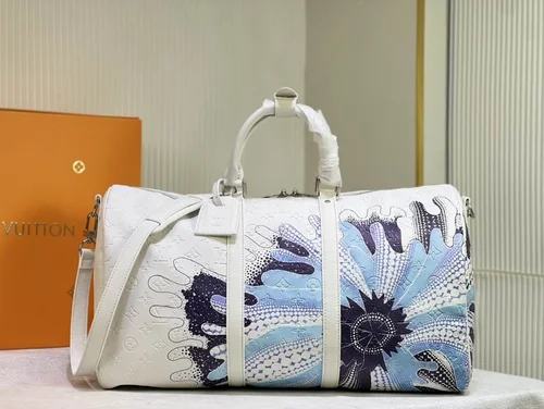 11 Louis Vuitton Original Large Travel Bag Authentic Monogram Canvas