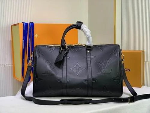11 Louis Vuitton Original Large Travel Bag Authentic Monogram Canvas