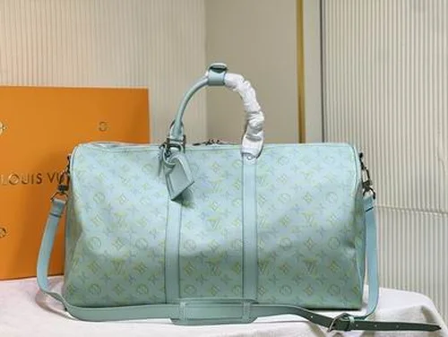 11 Louis Vuitton Original Large Travel Bag Authentic Monogram Canvas