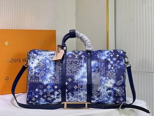 11 Louis Vuitton Original Large Travel Bag Authentic Monogram Canvas