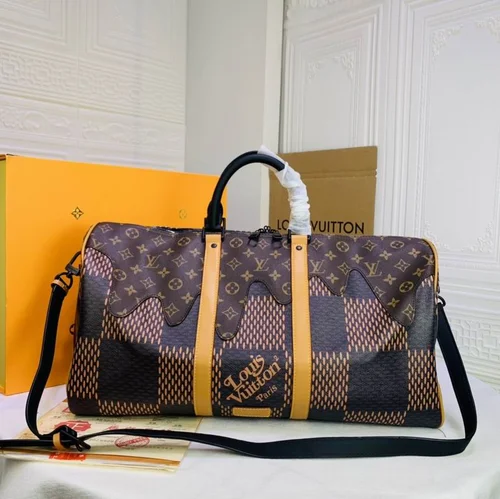 11 Louis Vuitton Original Large Travel Bag Authentic Monogram Canvas