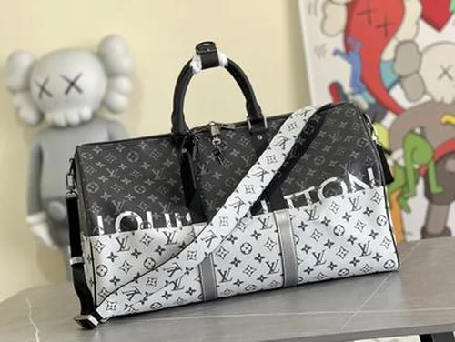 11 Louis Vuitton Original Large Travel Bag Authentic Monogram Canvas