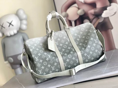 11 Louis Vuitton Original Large Travel Bag Authentic Monogram Canvas