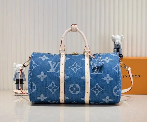 11 Louis Vuitton Original Large Travel Bag Authentic Monogram Canvas