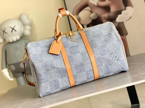 11 Louis Vuitton Original Large Travel Bag Authentic Monogram Canvas