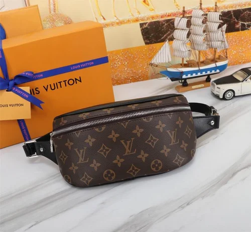 11 Louis Vuitton Original Waistbag Authentic Monogram Canvas