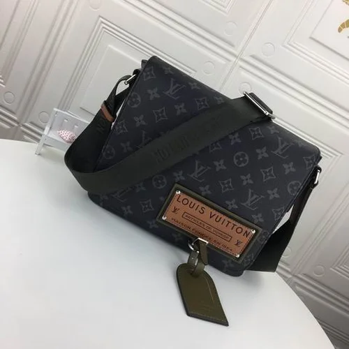 11 Louis Vuitton Original Waistbag Authentic Monogram Canvas