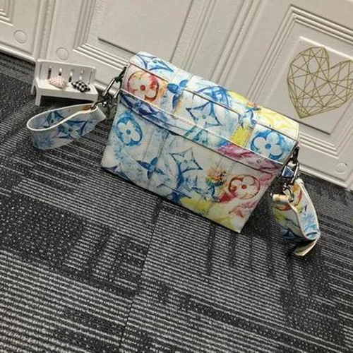 11 Louis Vuitton Original Waistbag Authentic Monogram Canvas