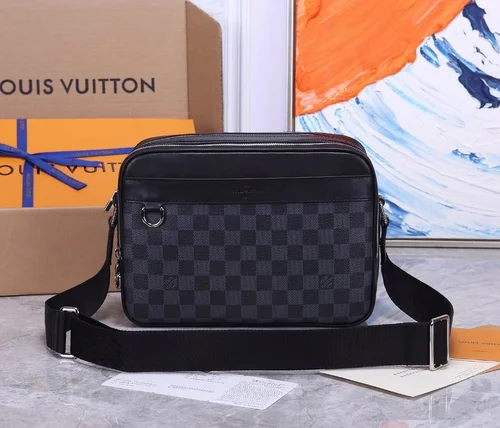 11 Louis Vuitton Original Waistbag Authentic Monogram Canvas