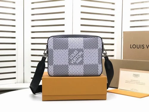 11 Louis Vuitton Original Waistbag Authentic Monogram Canvas