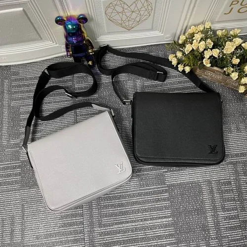 11 Louis Vuitton Original Handbags Authentic Monogram Collection