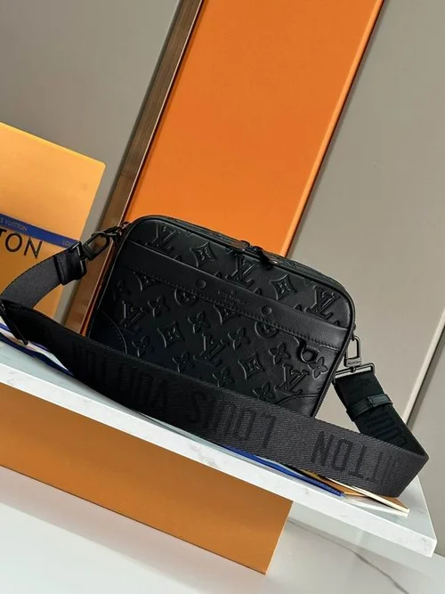 11 Louis Vuitton Original Handbags Authentic Monogram Collection