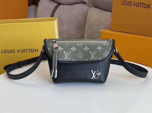 11 Louis Vuitton Original Waistbag Authentic Monogram Canvas