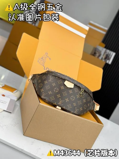 11 Louis Vuitton Original Waistbag Authentic Monogram Canvas