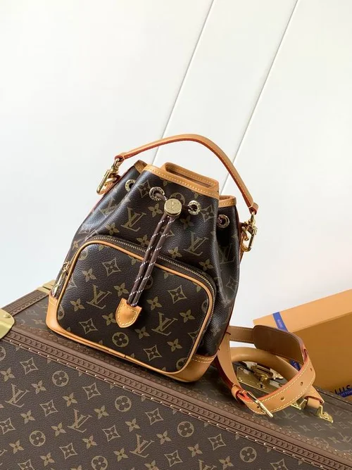 11 Louis Vuitton Original Bucket Bag Authentic Monogram Canvas