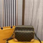Louis Vuitton Original Camera Bag Authentic Monogram Canvas