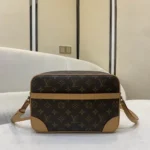 Louis Vuitton Original Camera Bag Authentic Monogram Canvas