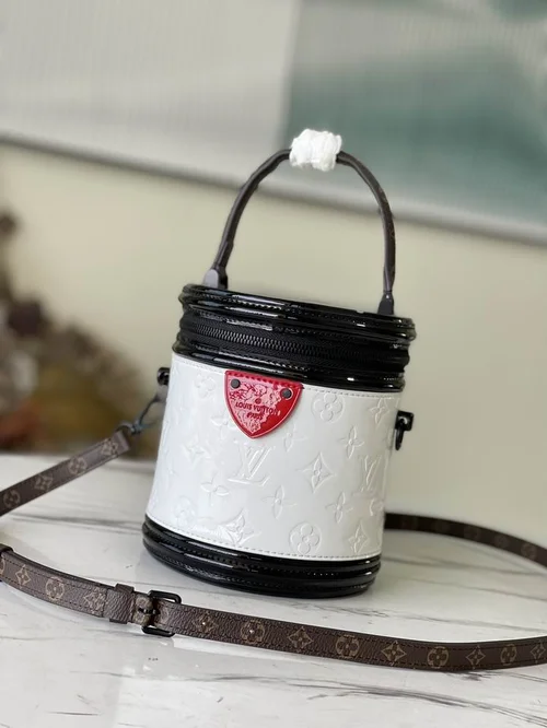 Louis Vuitton Original Bucket Bags Authentic Monogram Canvas