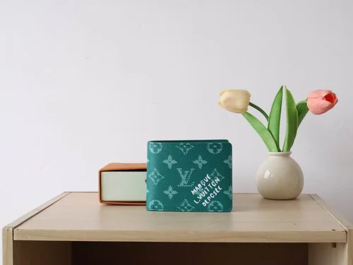 Louis Vuitton Original Wallets Authentic Monogram Canvas Luxury