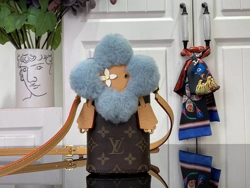 Louis Vuitton Original Phone Pouch Authentic Monogram Canvas