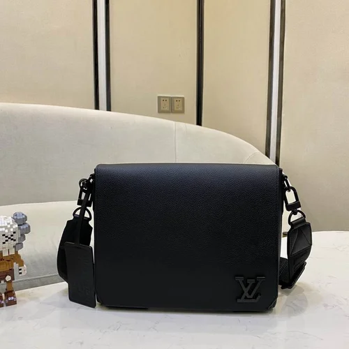 Louis Vuitton Original Messenger Bags Authentic Monogram Canvas