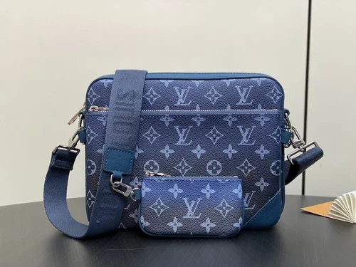 Louis Vuitton Original Messenger Bags Authentic Monogram Canvas