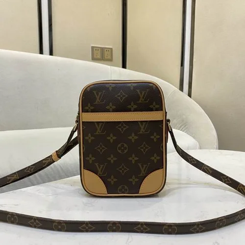 Louis Vuitton Original Messenger Bags Authentic Monogram Canvas
