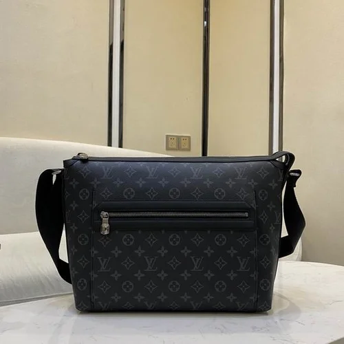 Louis Vuitton Original Messenger Bags Authentic Monogram Canvas