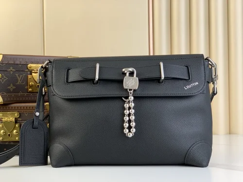 Louis Vuitton Original Messenger Bags Authentic Monogram Canvas