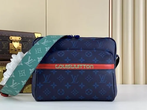 Louis Vuitton Original Messenger Bags Authentic Monogram Canvas