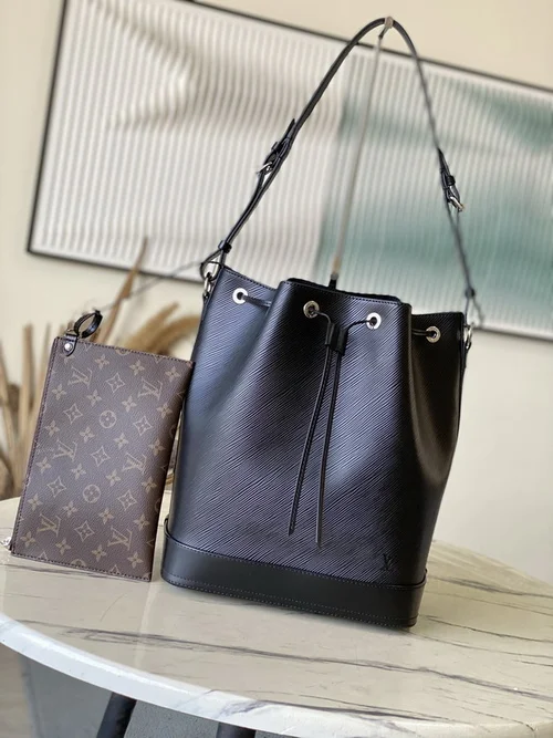 Louis Vuitton Original Bucket Bags Authentic Monogram Canvas