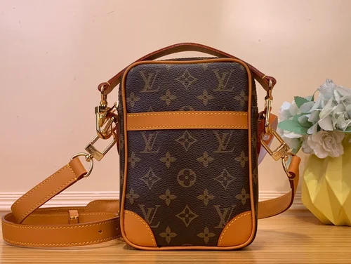 Louis Vuitton Original Phone Pouch Authentic Monogram Canvas