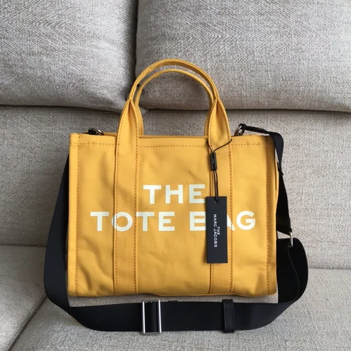 Marc Jacobs Original Handbag Authentic Canvas Leather Luxury