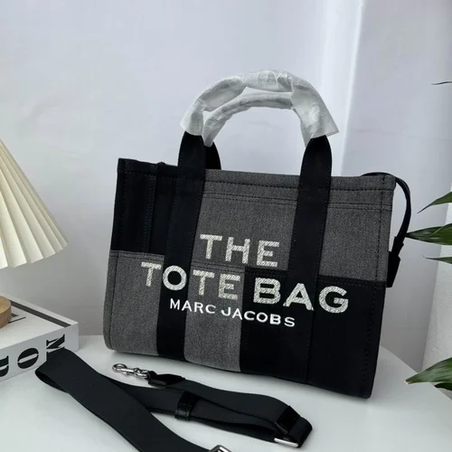 11 Marc Jacobs The Tote Bag Large Women Luxury Canvas Designer