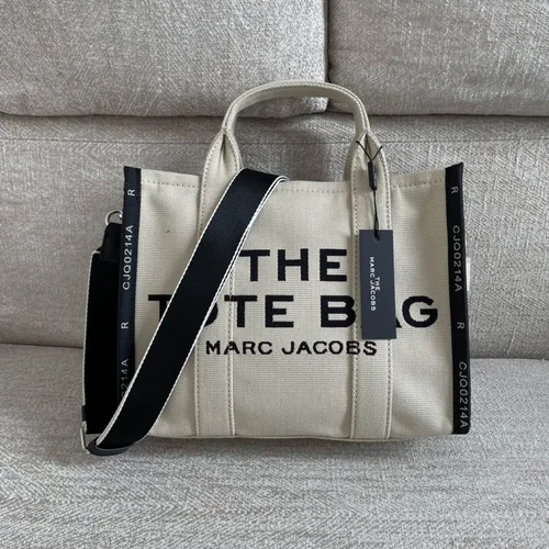 11 Marc Jacobs Handbag Medium Women Luxury Canvas Leather