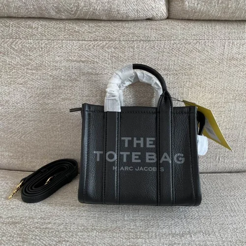 Marc Jacobs Original Handbag Authentic Canvas Leather Luxury