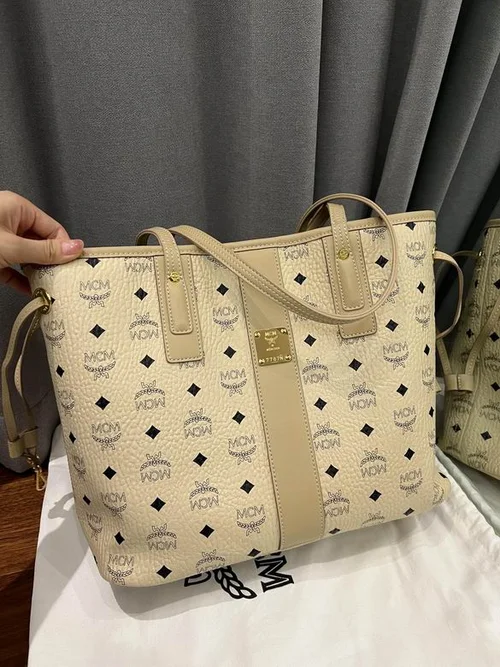 11 MCM Large Tote Shopping Bag Women Luxury Visetos Canvas