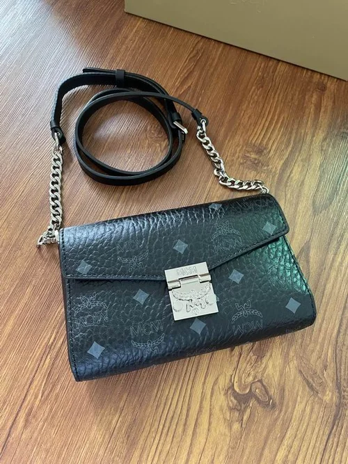 11 MCM Women's Shoulder Bags Luxury Visetos Coated Canvas