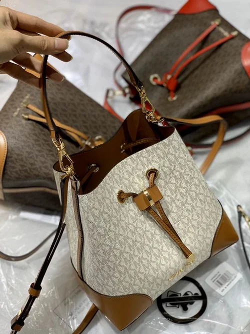 11 Michael Kors Master List Full Collection Women Luxury Bags