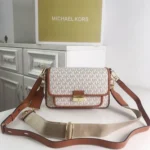 11 Michael Kors New Bradshaw Large Tote Women Luxury Leather