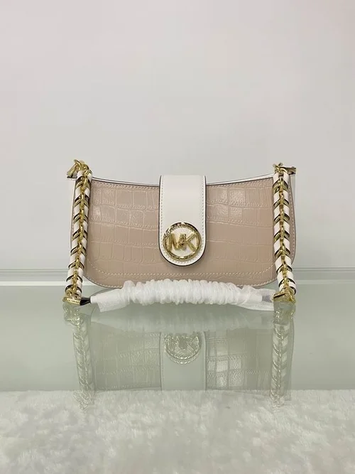 11 Michael Kors New Carmen Medium Flap Bag Women Luxury Leather