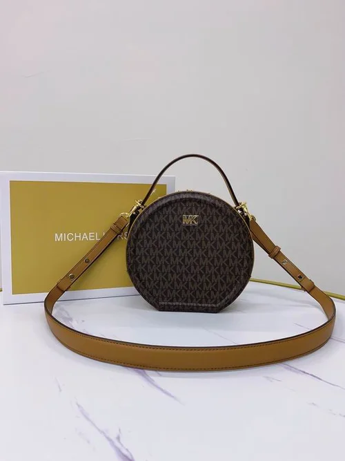 11 Michael Kors New Delaney Medium Satchel Women Luxury Leather