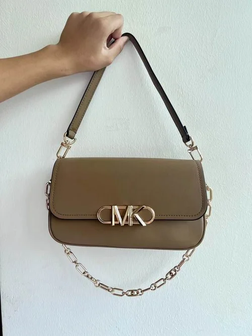 11 Michael Kors New Parke Medium Crossbody Bag Women Luxury