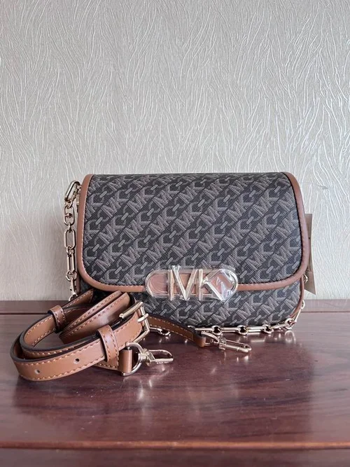 11 Michael Kors New Parke Medium Crossbody Bag Women Luxury