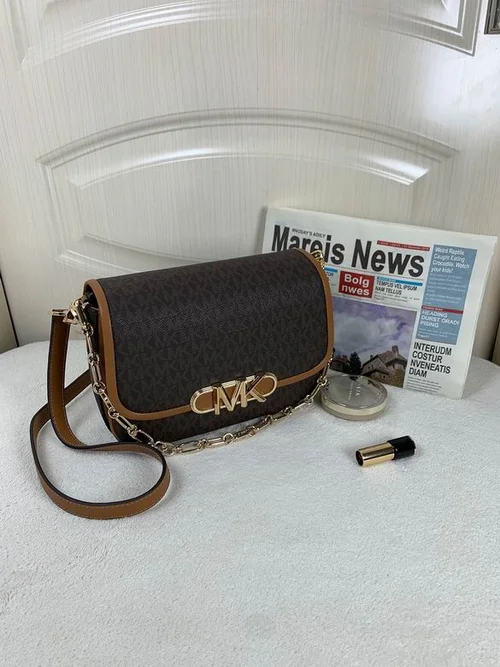 11 Michael Kors New Parke Medium Crossbody Bag Women Luxury