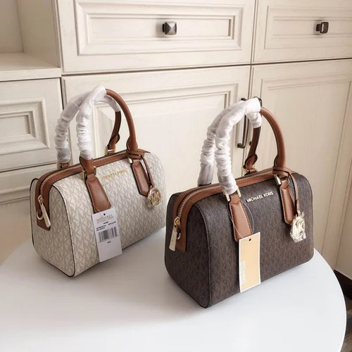 11 Michael Kors New Other Designer Bags Luxury Collection